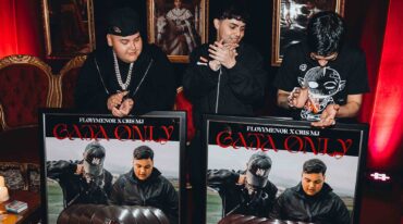 FloyyMenor performing live at Estadio Nacional Santiago in front of 61,000 fans