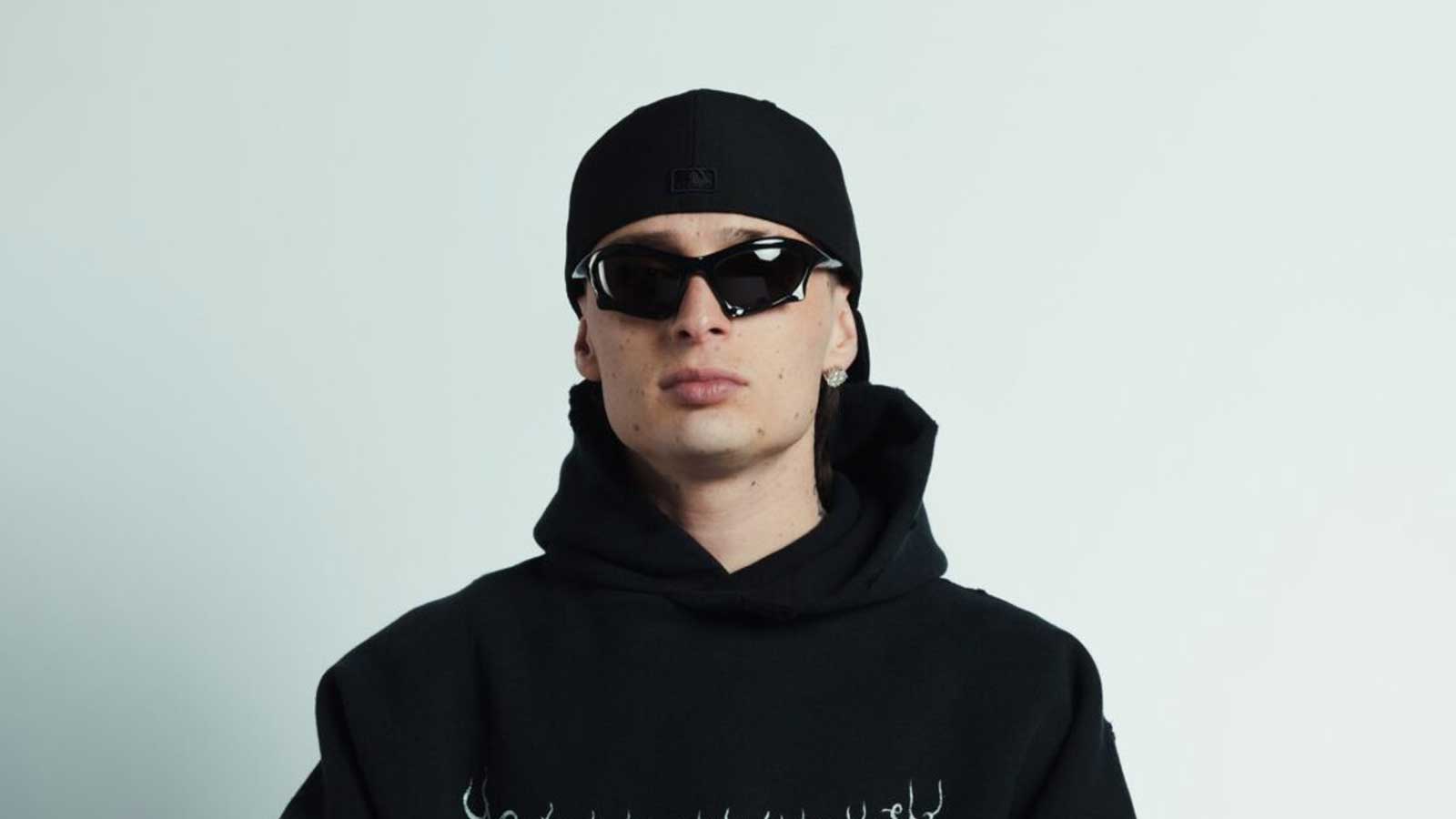 Peso Pluma Artist Hub