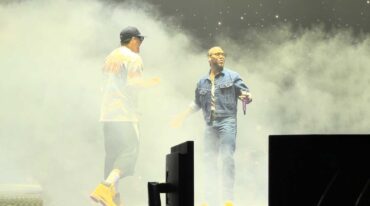 Jhayco made a surprise appearance at Madison Square Garden, joining Peso Pluma and Tito Double P on stage during their Dinastía Tour stop in New York City.