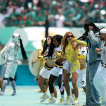 Shakira performing Dai Dai during the 2026 FIFA World Cup opening ceremony in Mexico City