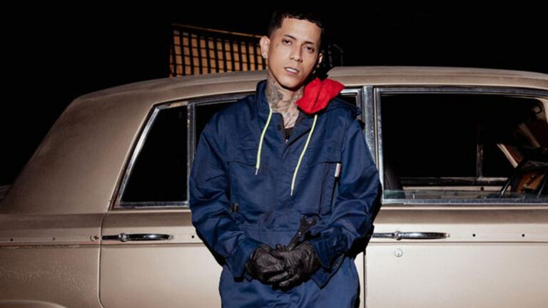 CONEP promoting his new album TRAPPii 2.