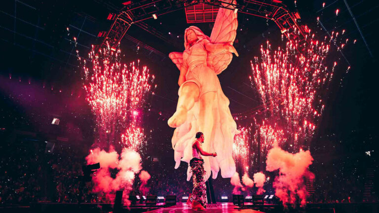 Omar Courtz performs during POR SI MAÑANA NO ESTOY World Tour at Coliseo de Puerto Rico